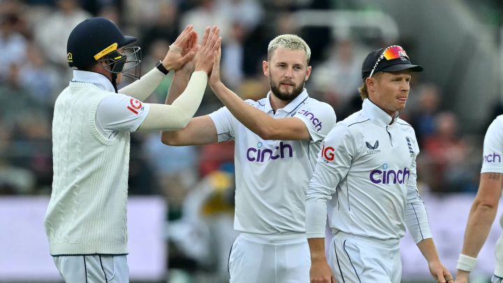 Connor Esterhuizen wicketkeeping South Africa glovework