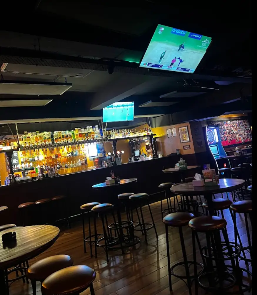 London Pub Durbarmarg Kathmandu English pub EPL jerseys live football